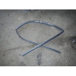 Уплотнитель стекла двери передней правой Матиз GM Корея (ориг)