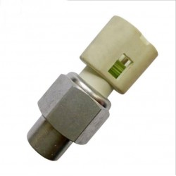 Датчик давления гидроусилителя руля Logan фаза1,фаза2,Сандеро,Ларгус