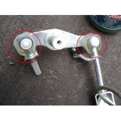 Штырь крепления кулисы LANOS