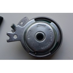 Ролик натяжитель ремня ГРМ Ланос 1,5 INA (Не оригинал) Канада